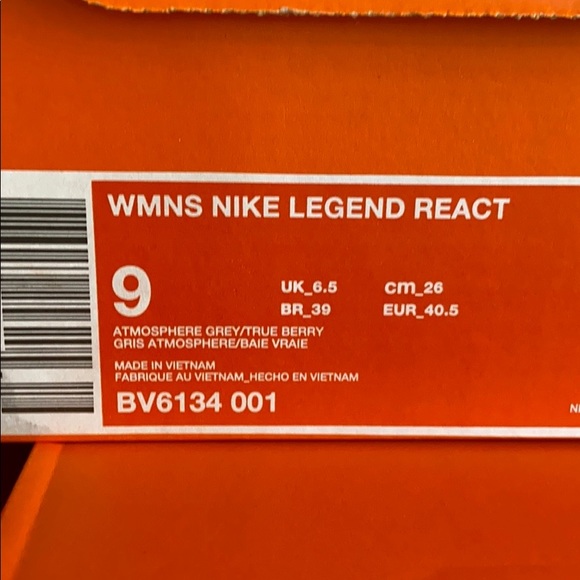 NWT Nike Legend React - Picture 7 of 8